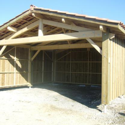 Brisse charpentes Marmande - Aménagement extérieurs abris de jardin et garages bois